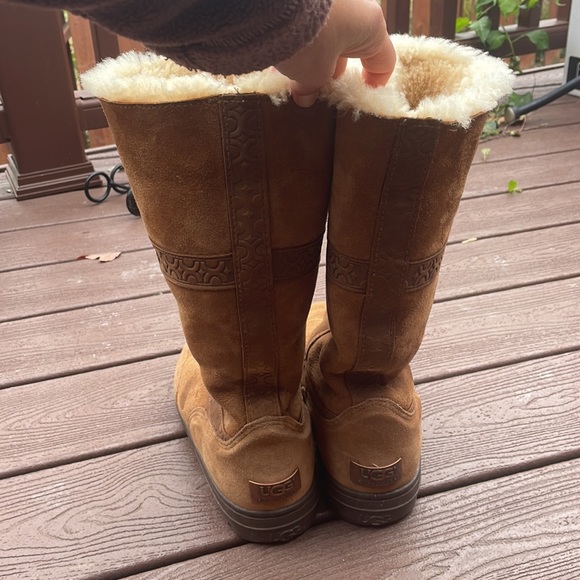Rate special edition Beautiful cozy UGG boots - Picture 5 of 10